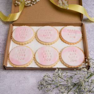 Best mum I love you iced biscuits in letterbox friendly packaging