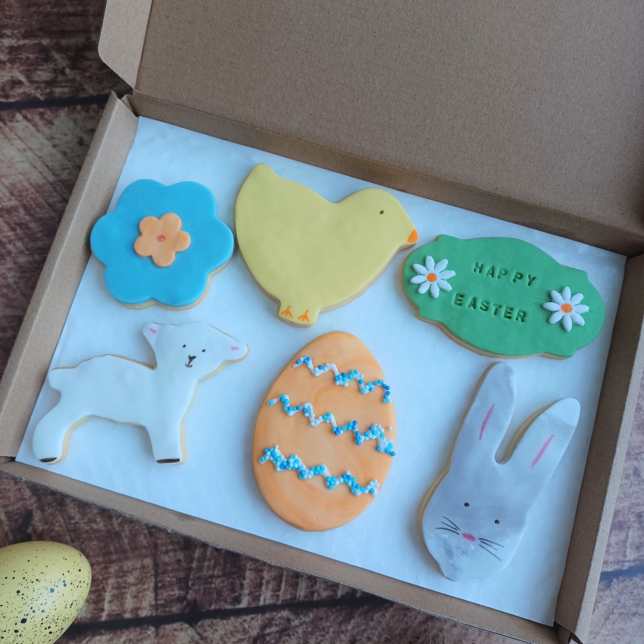 Easter biscuits gift box