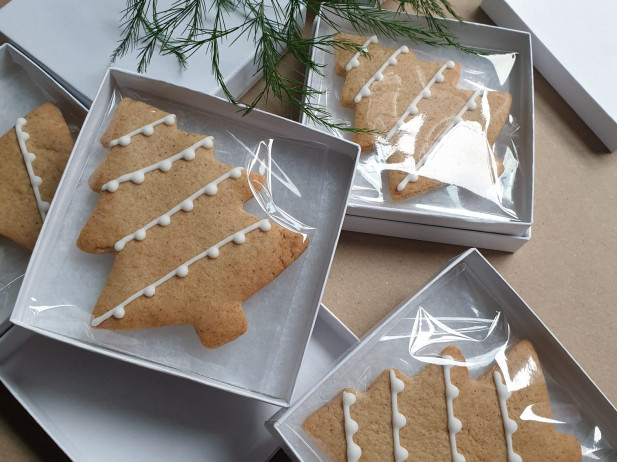 Christmas tree gingerbread Biscuits for JTI
